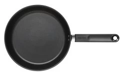 Fiskars Bratpfanne 26cm -Gehen Sie mit Möbeln groß raus. 07d73d85b7e3861638a1f1e63f872ce3