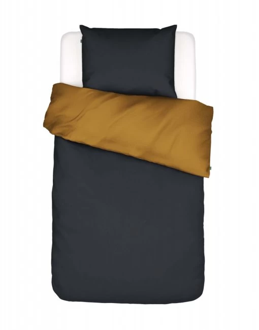 Essenza Bettwäsche "Two In One" -Gehen Sie mit Möbeln groß raus. 0cdf2241772f6d70718cf01f06e5eea4