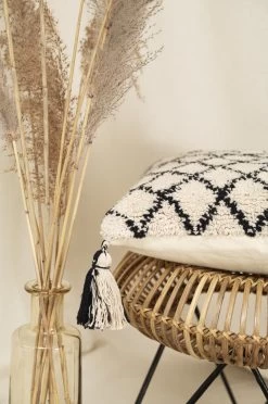 Magma Kissenhülle "Kaya" 19 Magma Kissenhülle "Kaya" -Gehen Sie mit Möbeln groß raus. 644d0a8e8f1e0538285336ac49bedb87