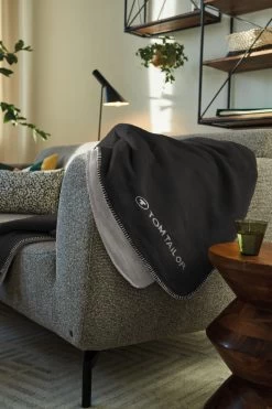 Tom Tailor Wohndecke 18 Tom Tailor Wohndecke -Gehen Sie mit Möbeln groß raus. 64d8ec2adeacfb50d75e1ac69196fe4c