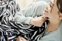 Ibena Jacquard Decke -Gehen Sie mit Möbeln groß raus. 6ae47b762e2100415524e159a439139c