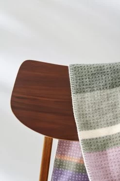 S.Oliver Jacquard Decke -Gehen Sie mit Möbeln groß raus. 765d0ed120bece7f0e147ee30f25defa